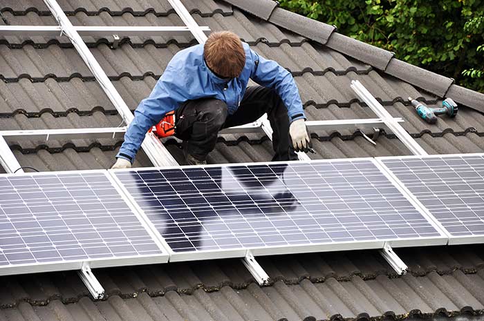 Installing-a-Solar-Energy-Power-System-for-Your-Home.jpg